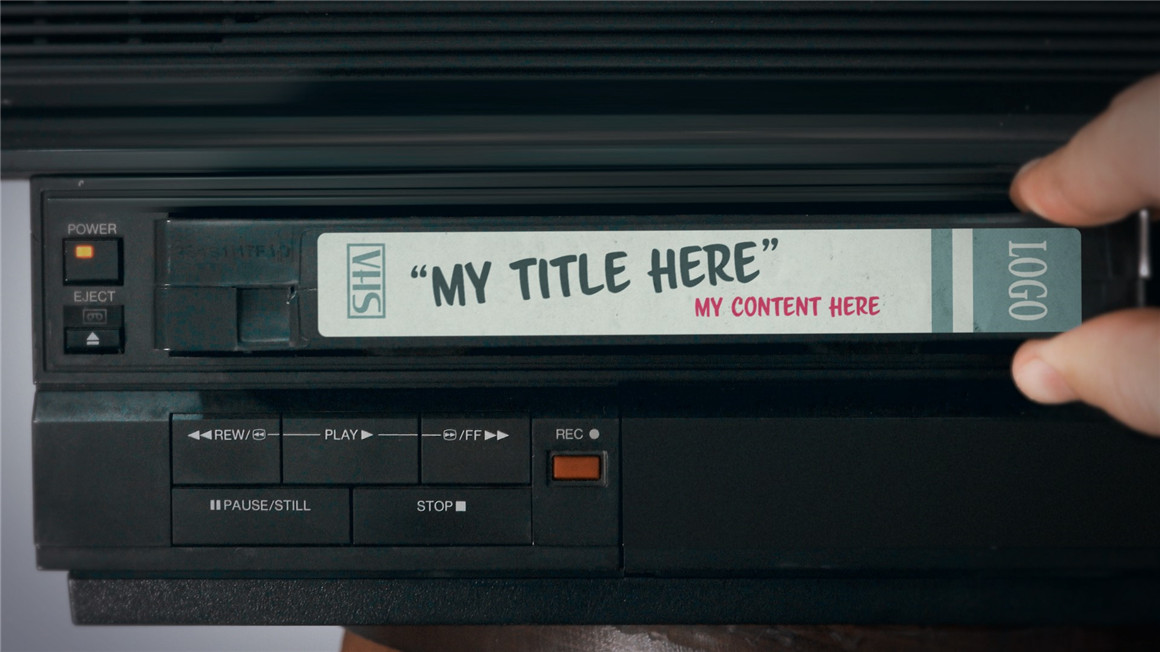 PR模板：90年代真实复古怀旧VCR定制化磁带电视录像机栏目包装片头场景（6854）图层云5