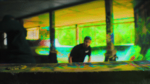 AE模板：新潮摇滚动态流体音乐MV视频人物冻结帧栏目包装 Music Video Freeze Frame（7083）图层云4