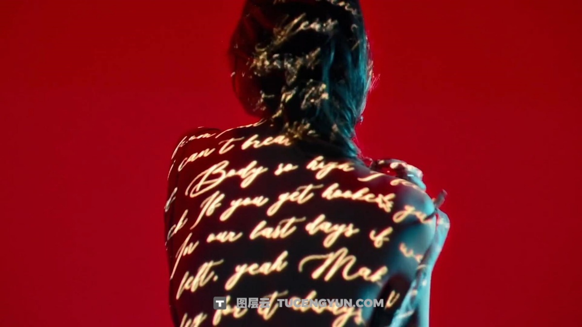 大师课程：Justin Jones 梦幻艺术音乐专辑MV短片视频制作照明+拍摄效果大师班 中文字幕 Filmmakers Academy – Abstract Lighting & In-Camera Effects Masterclass（12275）图层云