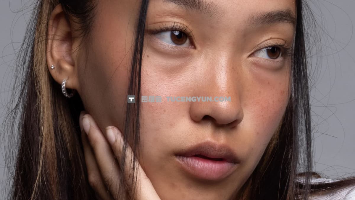 嘻哈街头风格服饰模特摄影拍照姿势照片指南合集 Streetwear I: Alaina – TrueRef（12305）图层云