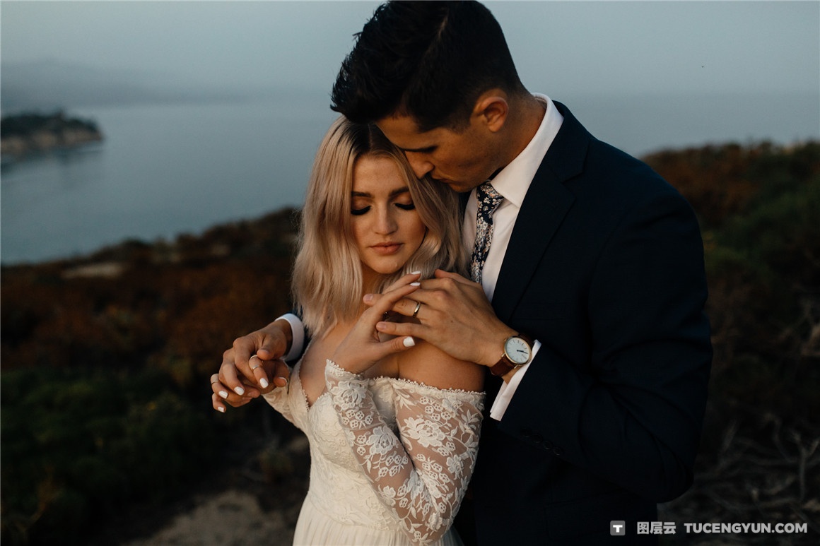 热门叙事感情绪氛围美学奶油色调自然旅拍婚纱摄影LR调色预设 G-Presets – Blake Hogge Presets（12963）图层云
