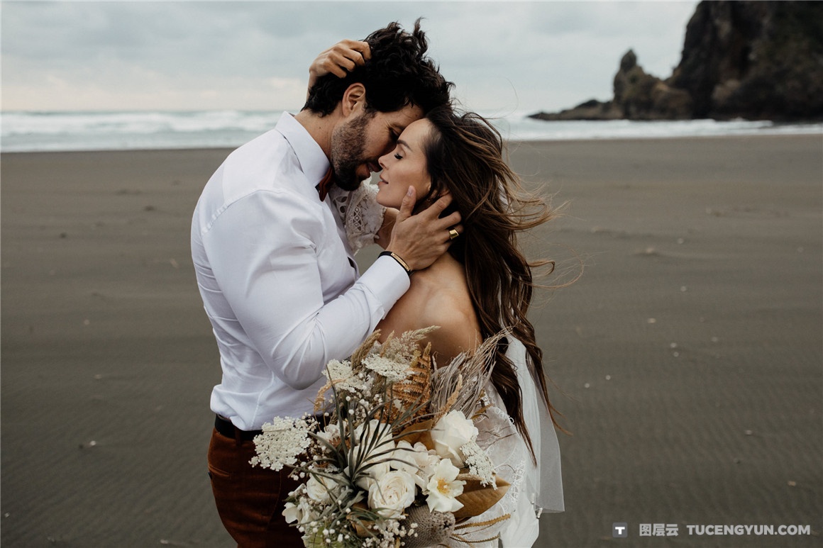 热门叙事感情绪氛围美学奶油色调自然旅拍婚纱摄影LR调色预设 G-Presets – Blake Hogge Presets（12963）图层云