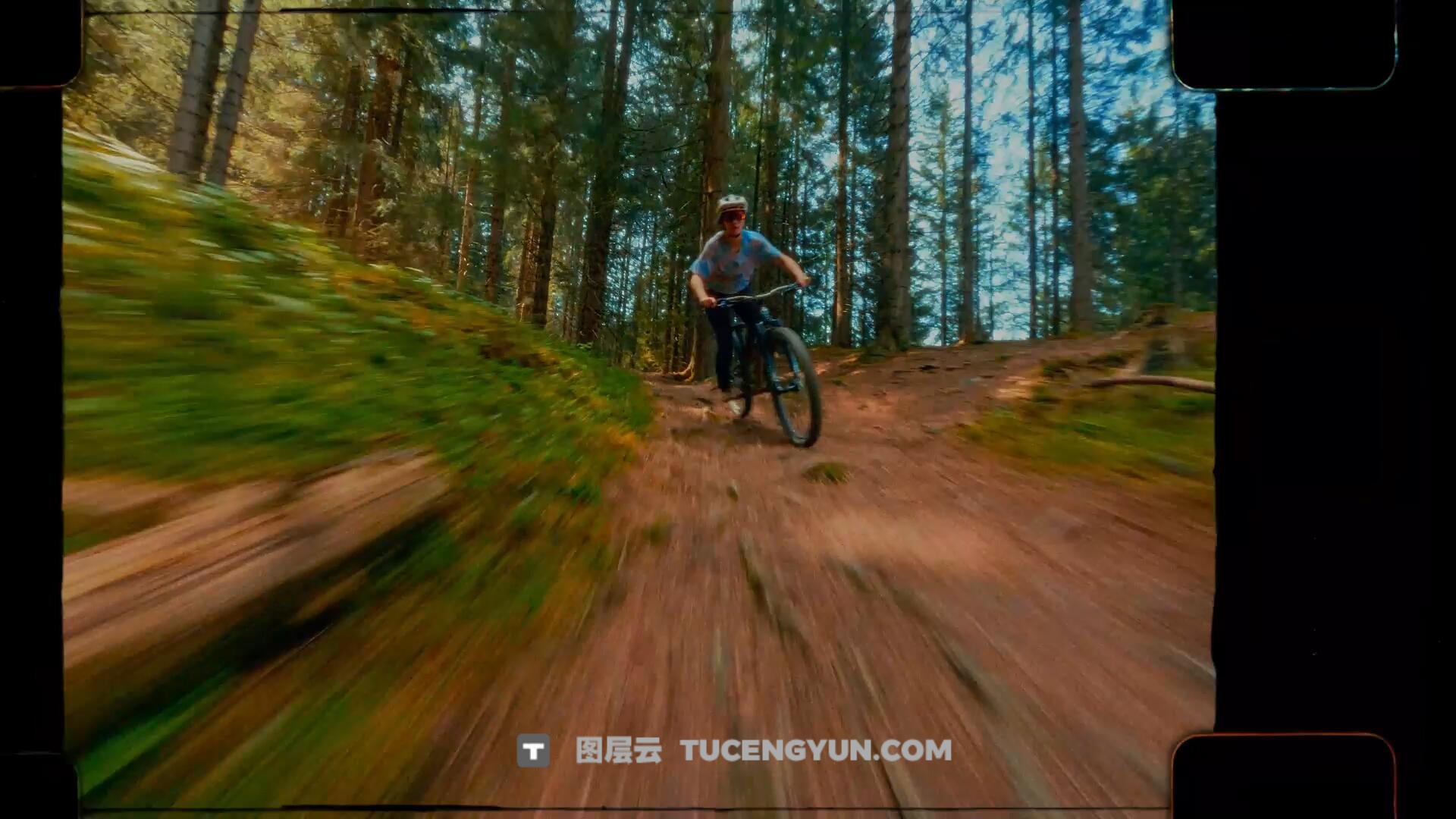 600多种复古电影美学胶片遮罩、转场、颗粒、音效、LUT、LR预设iPhone创作者捆绑包合集 The iPhone Bundle – Dopamine Frame（13632）图层云