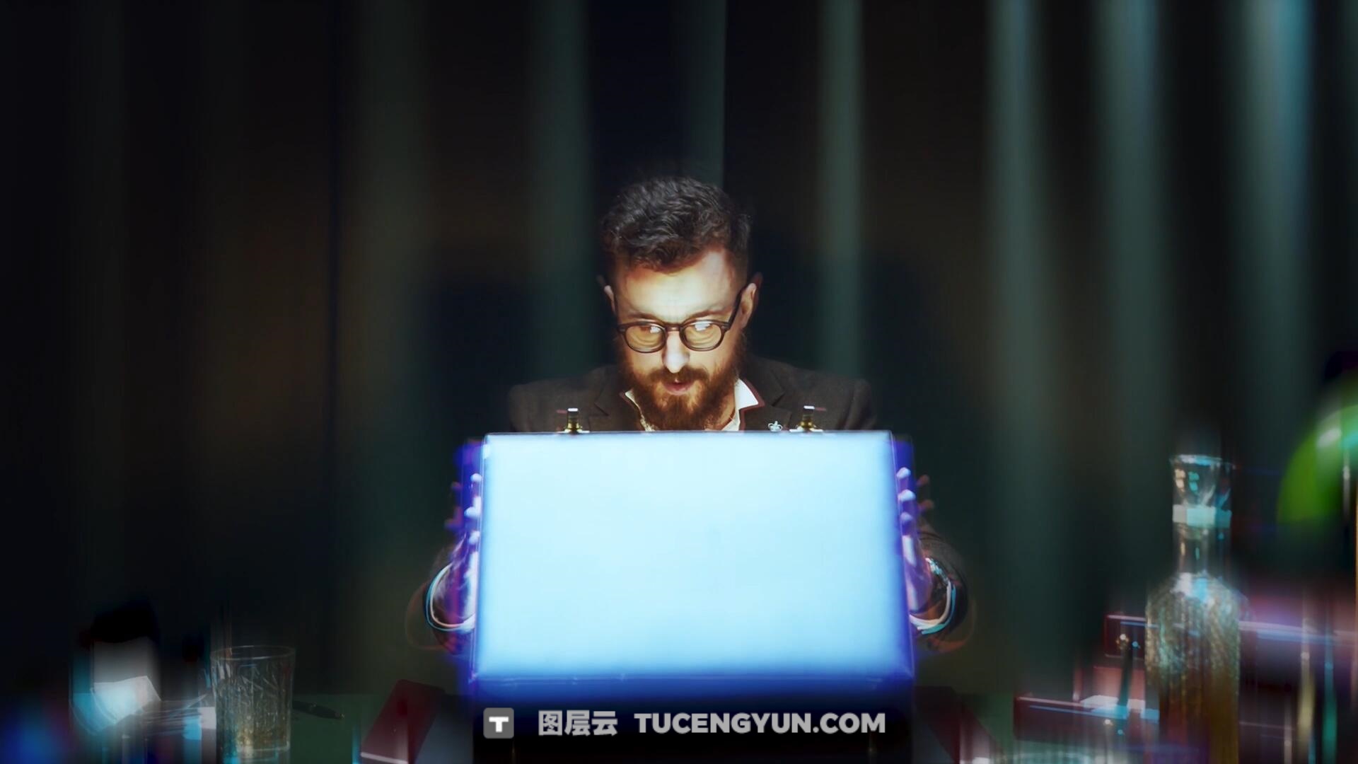 FCPX插件：17个梦境闪回眩晕回忆画面闪烁电影视觉转场过渡+效果（13637）图层云