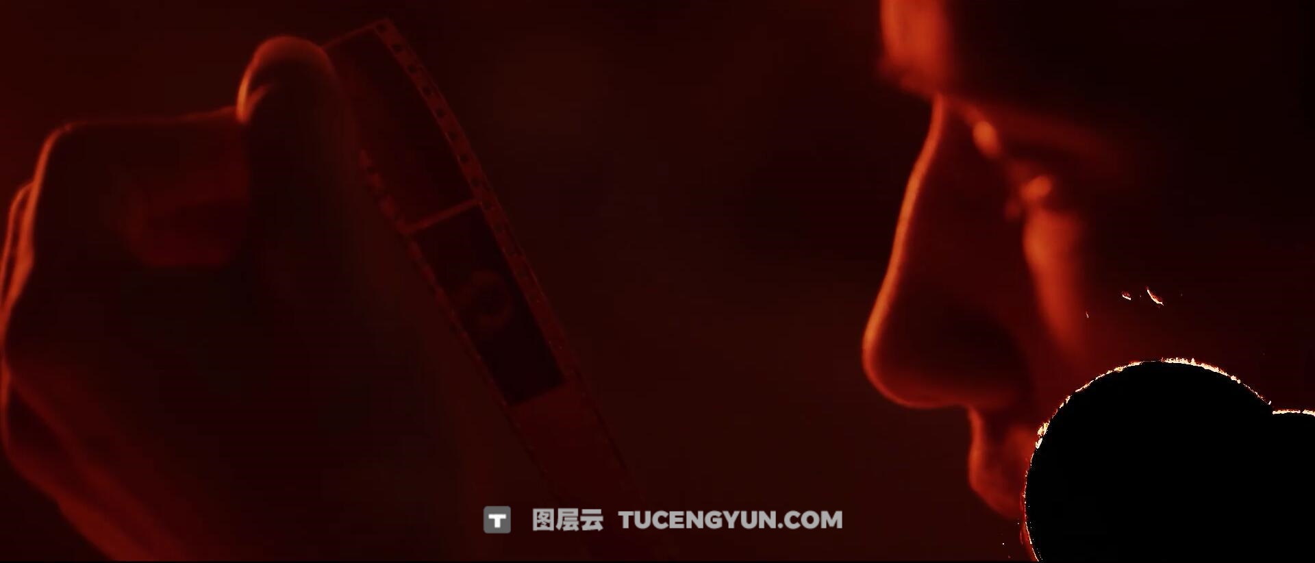 FCPX插件：40个复古8mm胶卷失真打孔过曝倒带闪光烧伤无缝转场过渡+音效（13726）图层云