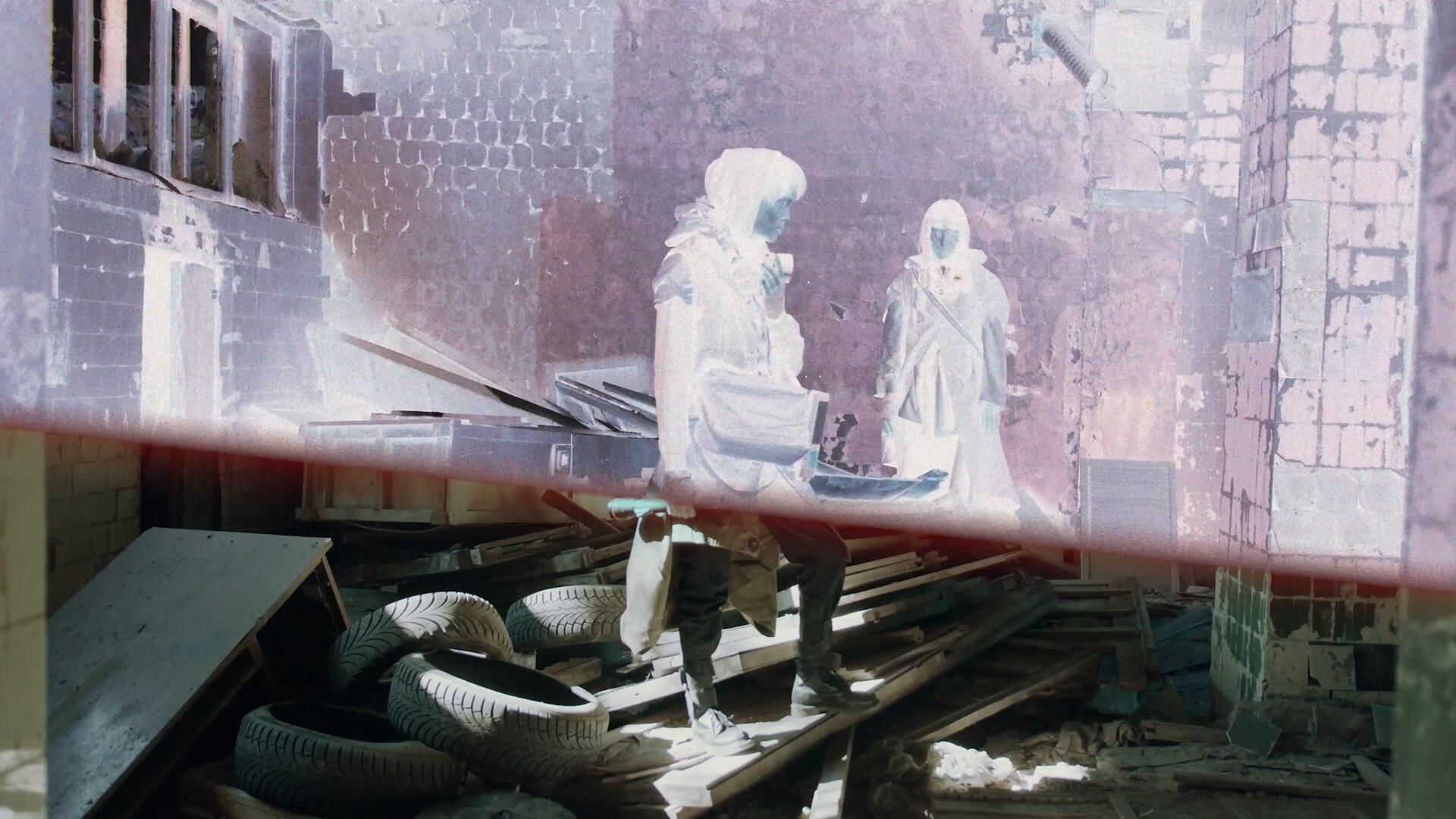 PR模板：复古胶片条闪烁快门电影无缝转场过渡效果（13778）