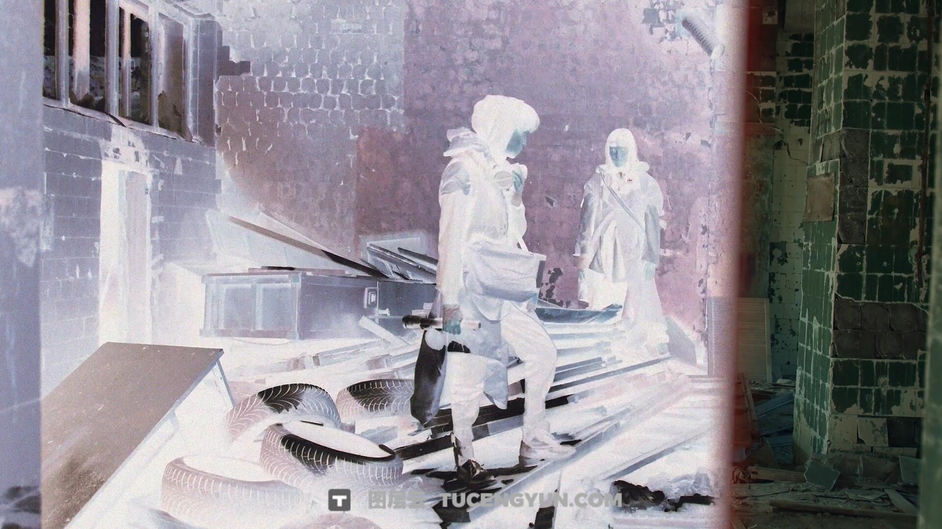 PR模板：复古胶片条闪烁快门电影无缝转场过渡效果（13778）图层云