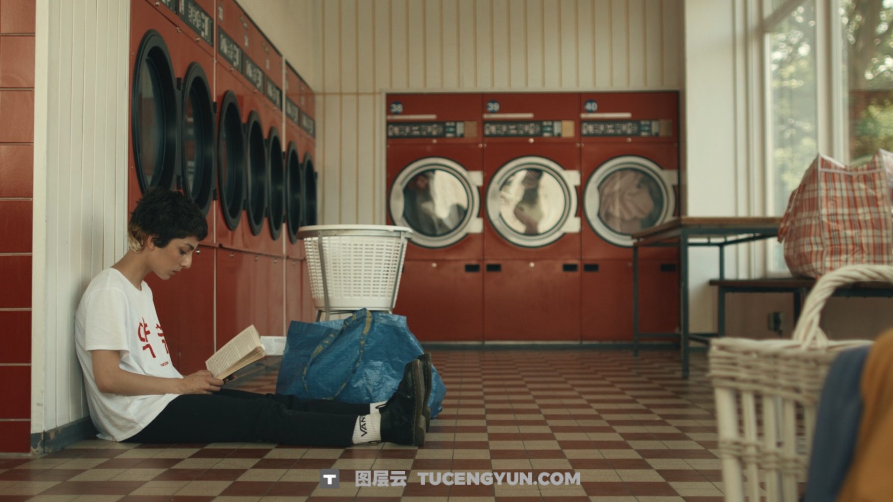 GAMUT – X88 LUTs 经典电影感柯达2383胶片仿真模拟LUT调色预设（13816）图层云