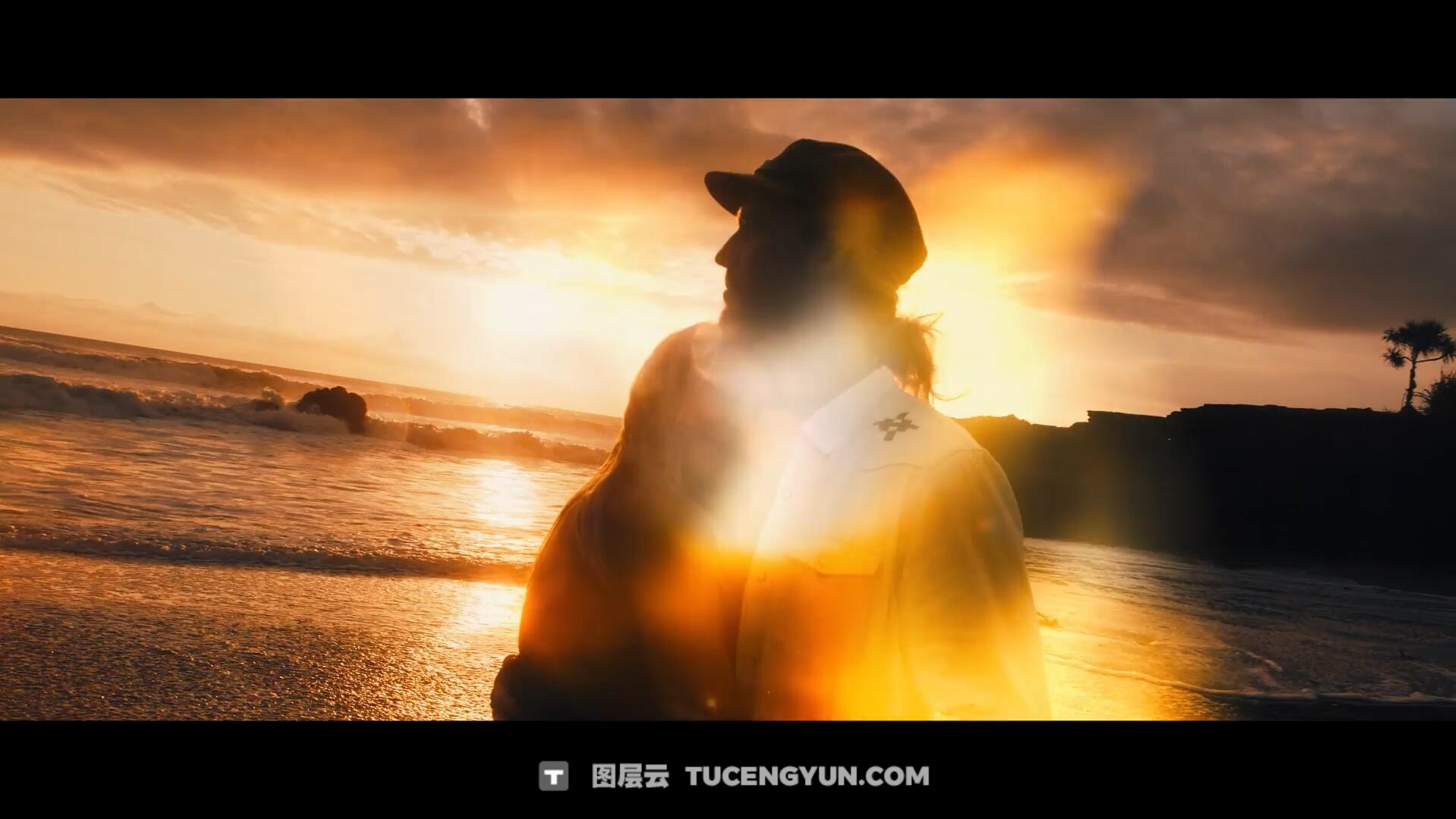AE/达芬奇模板：24种黄金日落氛围婚礼电影剪辑光线闪光、光晕、漏光、柔和模糊转场过渡（13819）图层云