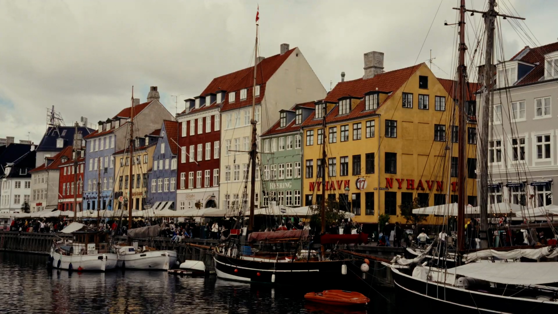 蔡司镜头美学电影胶片模拟商业色彩分级达芬奇调色节点 ZeissVision Power Grade – Ethan Jones（13840）图层云