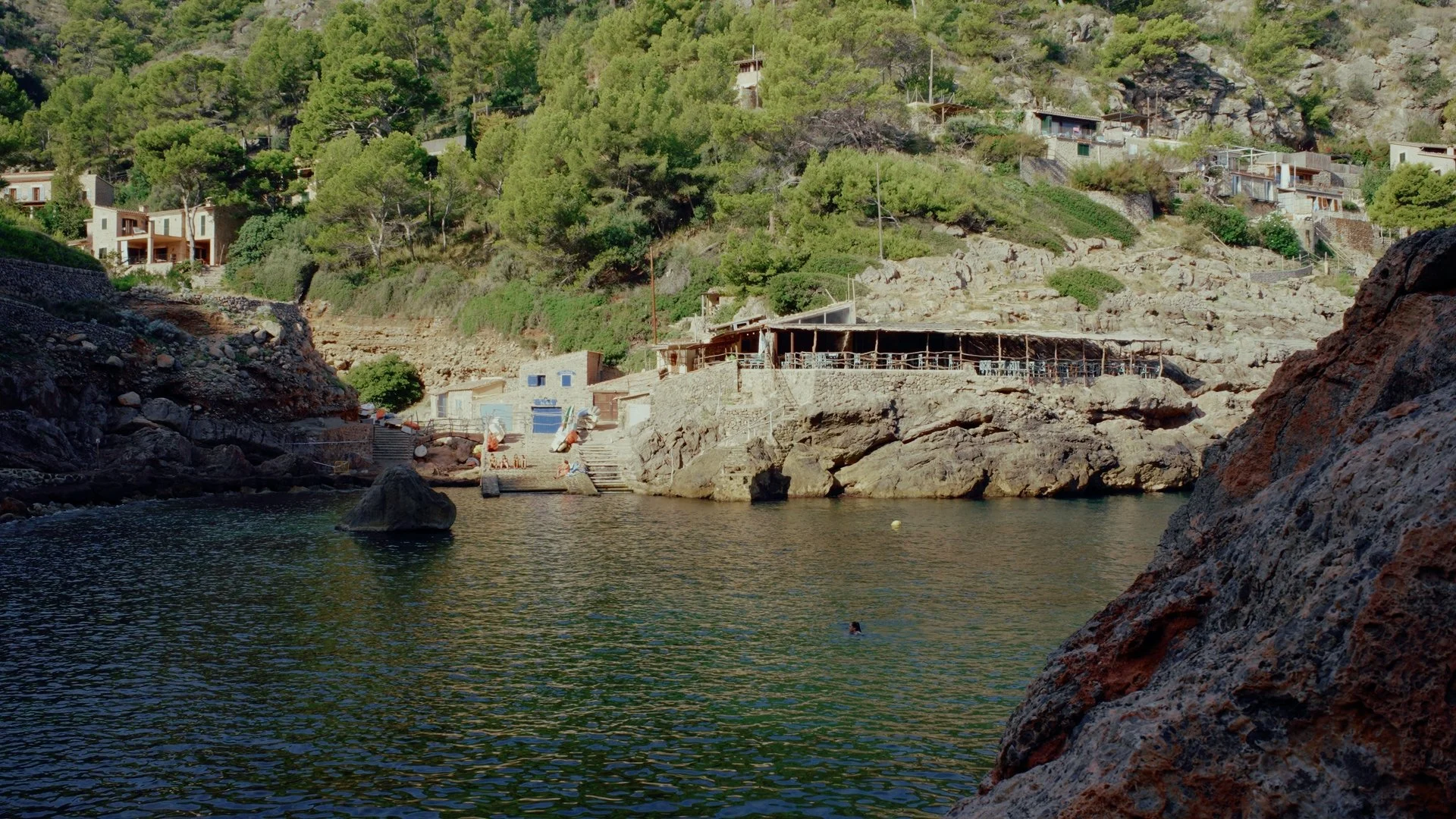 蔡司镜头美学电影胶片模拟商业色彩分级达芬奇调色节点 ZeissVision Power Grade – Ethan Jones（13840）图层云