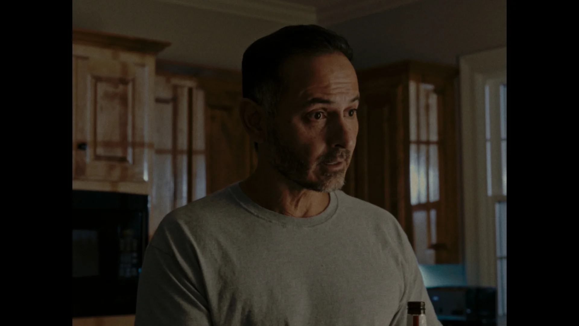 高品质BMPCC好莱坞电影胶片风格化调色LUT预设 mid90s LUT (for BMPCC 4k/6k/Pro)（10365）图层云