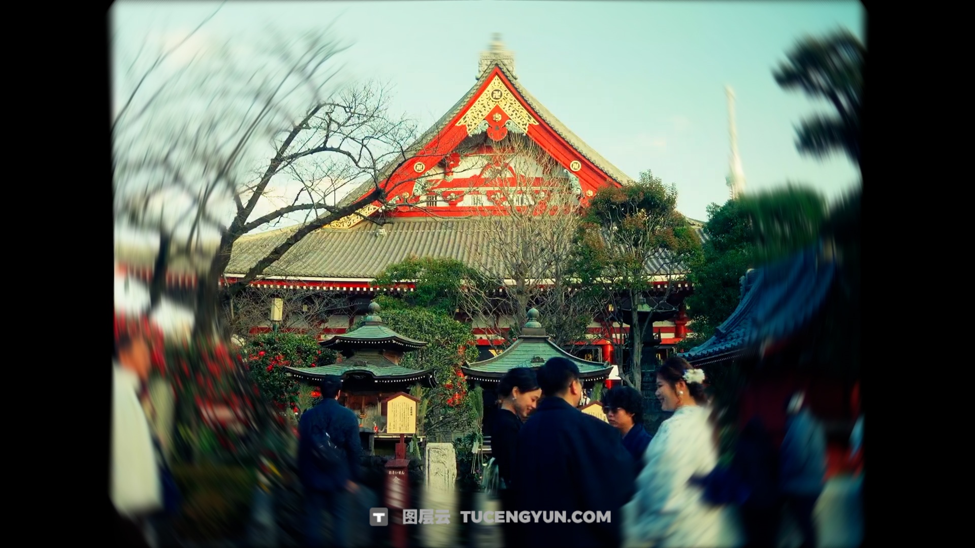 FCPX插件：热门梦幻氛围旋焦效果预设（13945）图层云