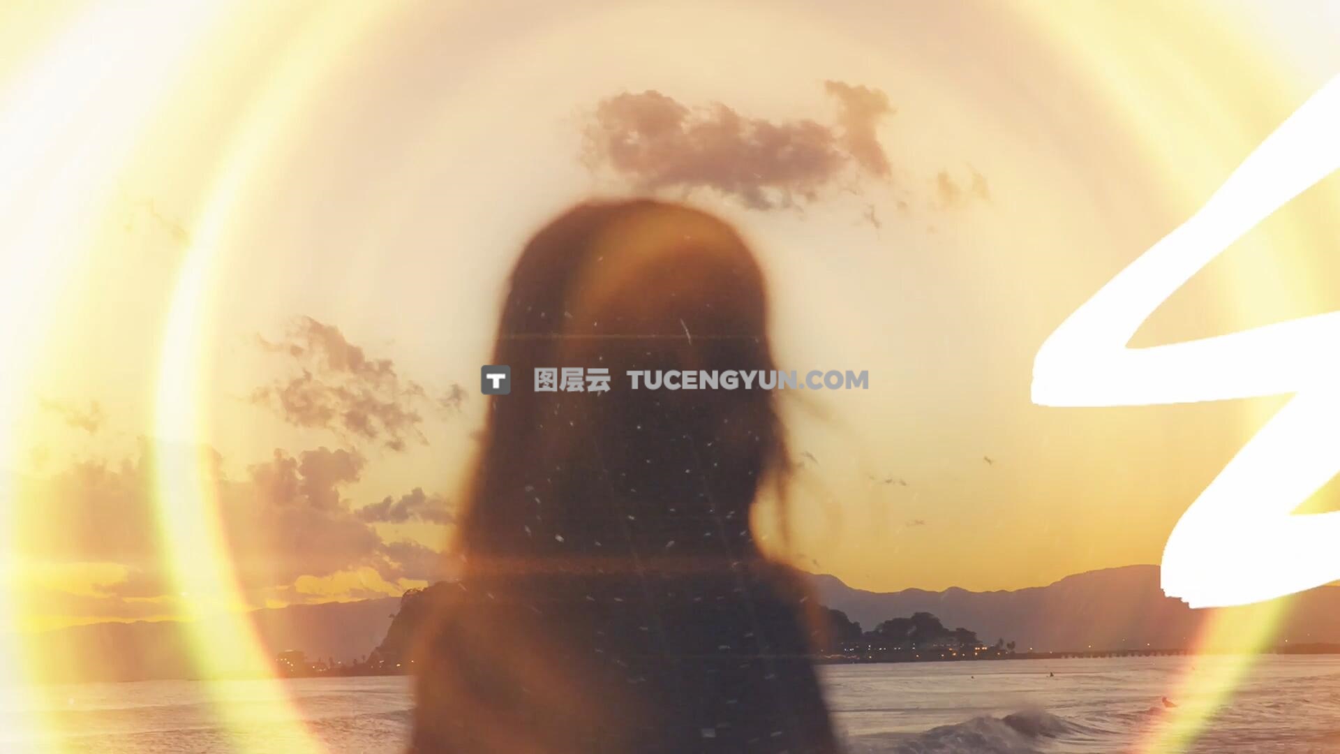 视频素材：20个复古文艺做旧胶片漏光耀斑划痕4K叠加转场视频素材（14086）图层云