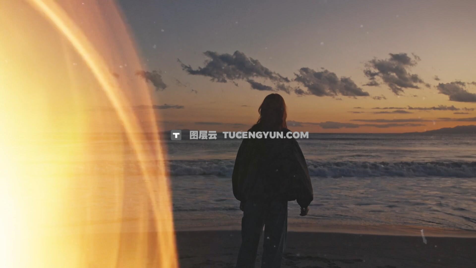 视频素材：20个复古文艺做旧胶片漏光耀斑划痕4K叠加转场视频素材（14086）图层云