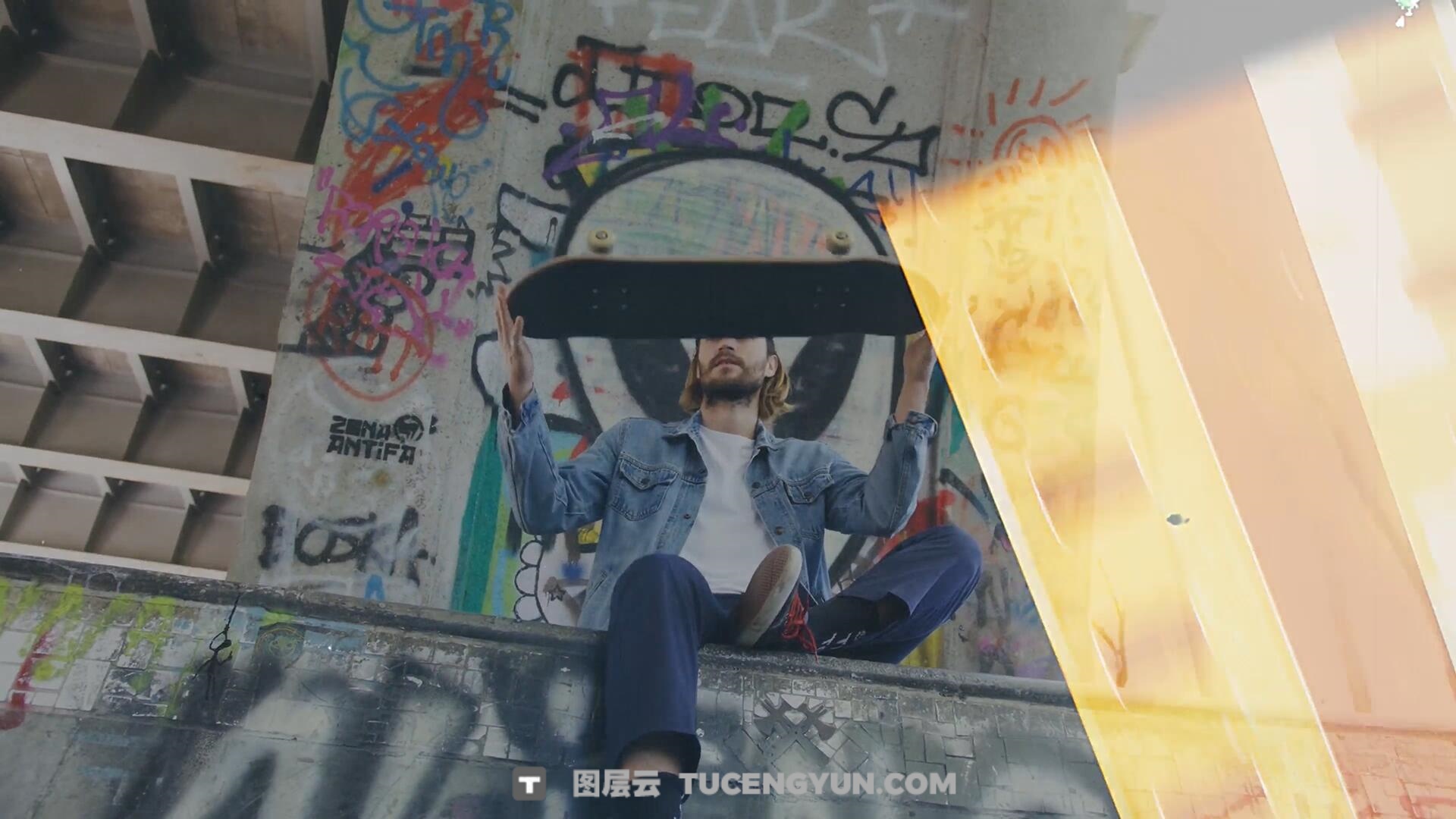 视频素材：10个复古做旧35毫米胶片漏光耀斑划痕4K叠加转场视频素材（14093）图层云