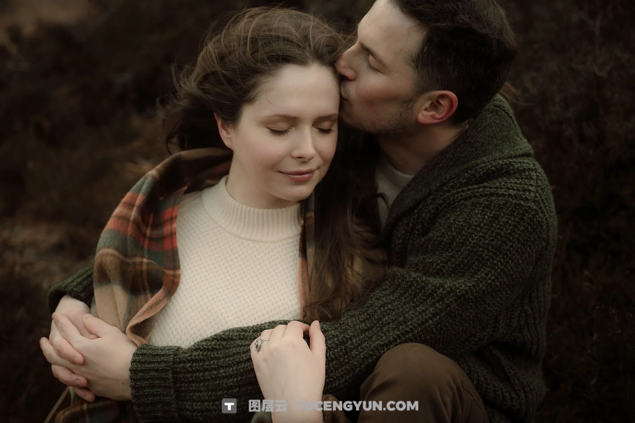 冬日静谧诗意浪漫氛围婚礼人像摄影Lightroom预设 Archipelago Quest 54 – Ethereum（14133）图层云