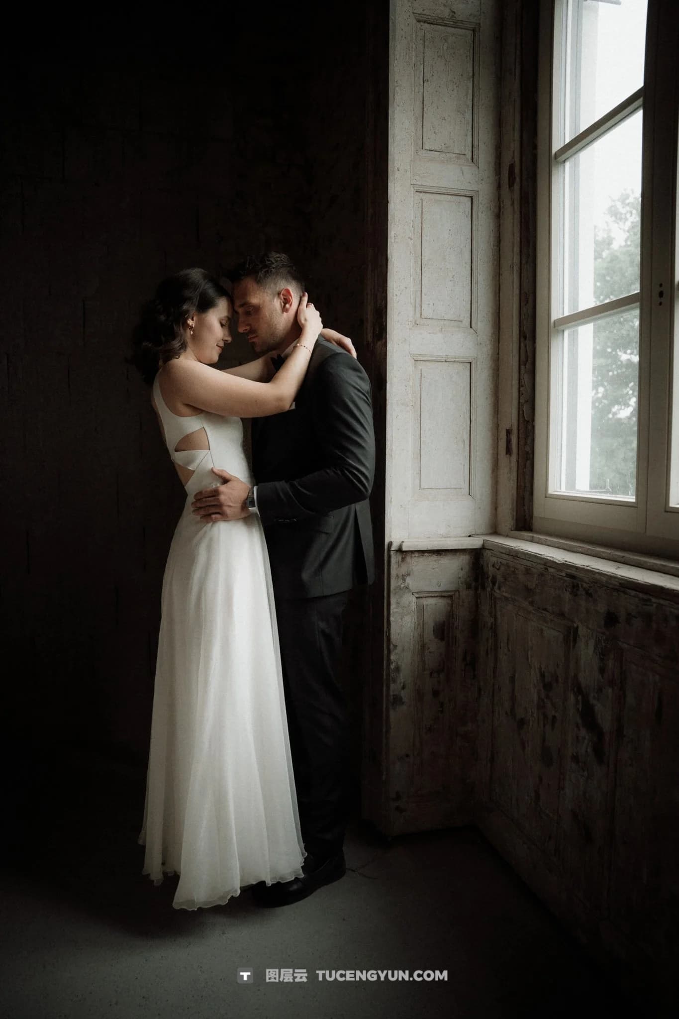 冬日静谧诗意浪漫氛围婚礼人像摄影Lightroom预设 Archipelago Quest 54 – Ethereum（14133）图层云