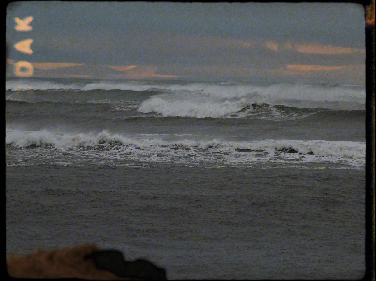 复古情绪氛围胶片纹理故障漏光效果纹理叠加转场视频素材+LUT调色预设 Vladimir Tashlanov – 35 Luts And Textures (2025)(14191)图层云 复古情绪氛围胶片纹理故障漏光效果纹理叠加转场视频素材+LUT调色预设 Vladimir Tashlanov – 35 Luts And Textures (2025)(14191)图层云