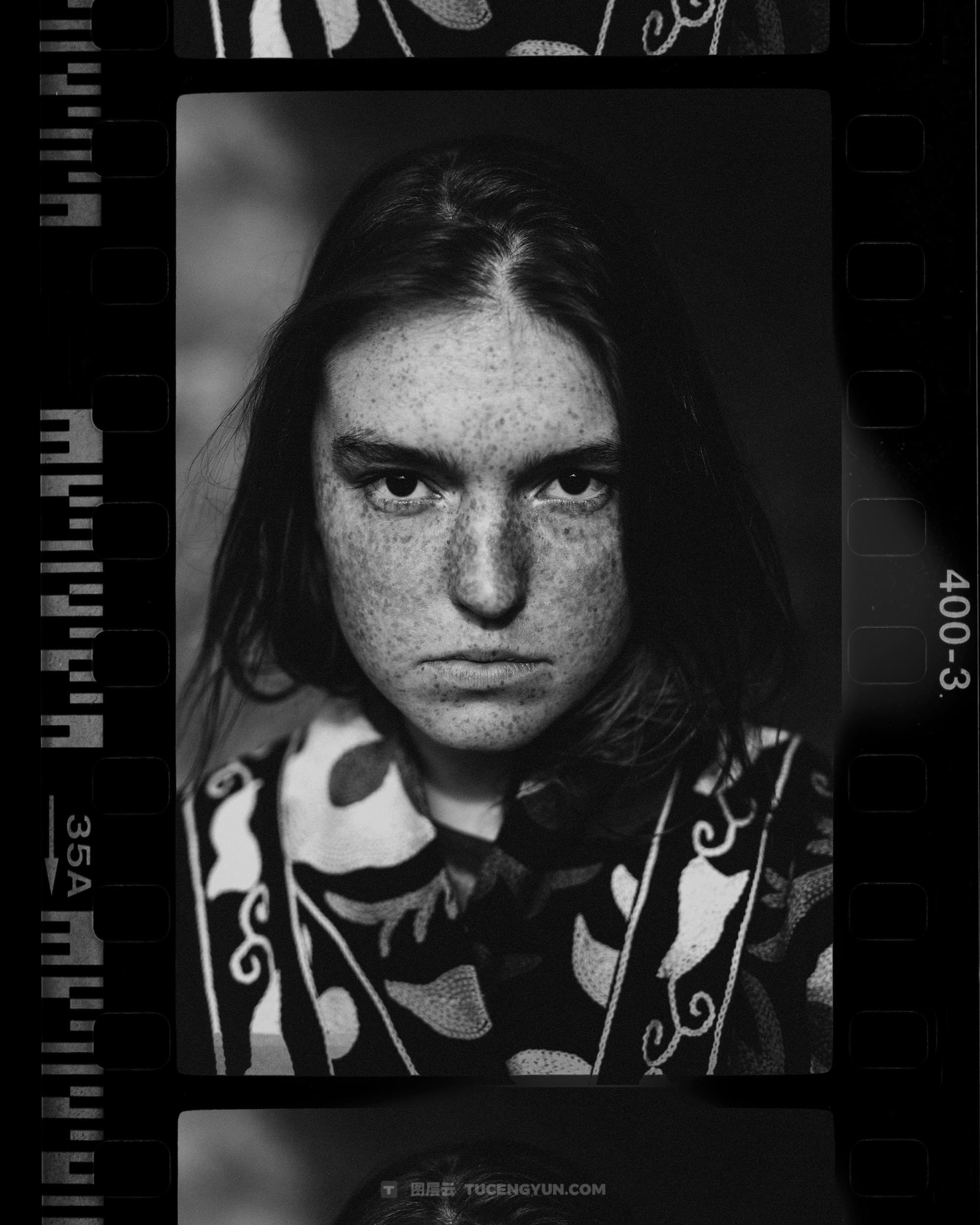 40款复古情绪风格拼贴艺术、双重曝光、胶片框架人像摄影后期照片设计排版PSD模板样机素材 KORZOV COLLAGES #1（14258）图层云