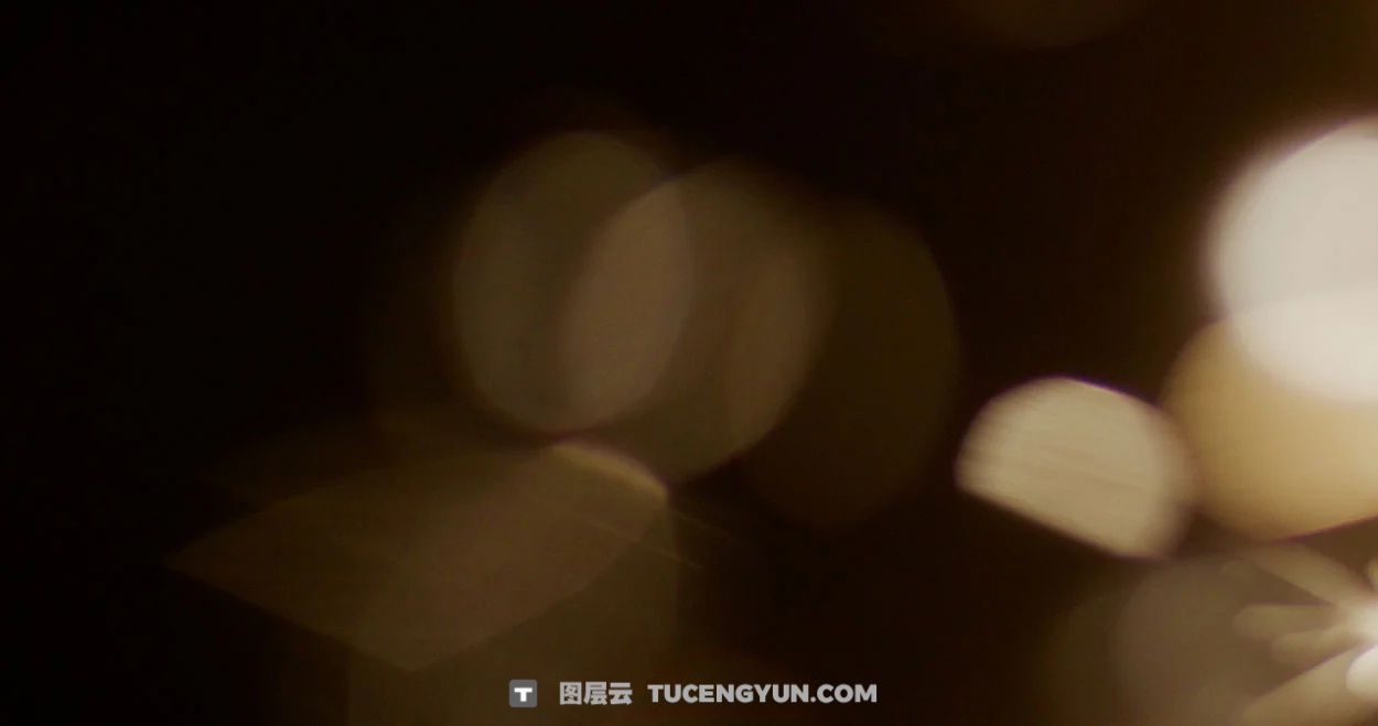 梦幻烟花镜头光晕金色光芒闪耀波光闪烁温暖氛围镜头光晕4K视频素材+JPG叠加素材 Sickboat – SPARKLER LENS FLARES (4K)（14865）图层云