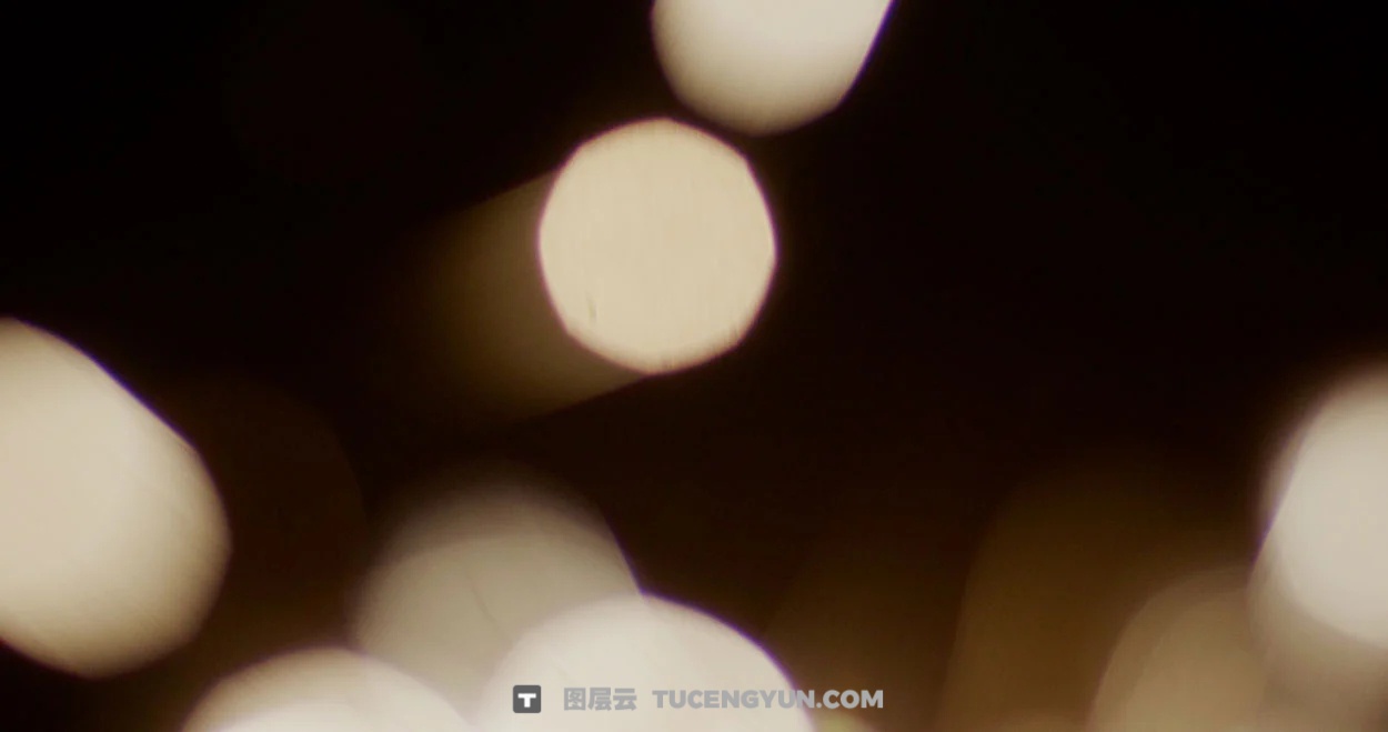 梦幻烟花镜头光晕金色光芒闪耀波光闪烁温暖氛围镜头光晕4K视频素材+JPG叠加素材 Sickboat – SPARKLER LENS FLARES (4K)（14865）图层云