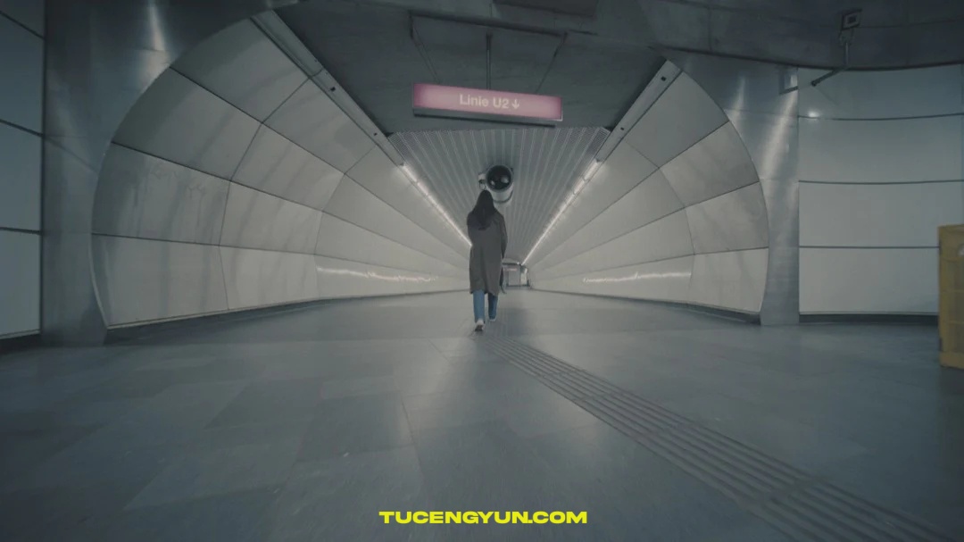 赛博朋克霓虹都市阴郁电影色调人文扫街色彩分级调色LUTs+LR调色预设 GradeFruit – City Noir LUTs & LR Presets（14867）图层云