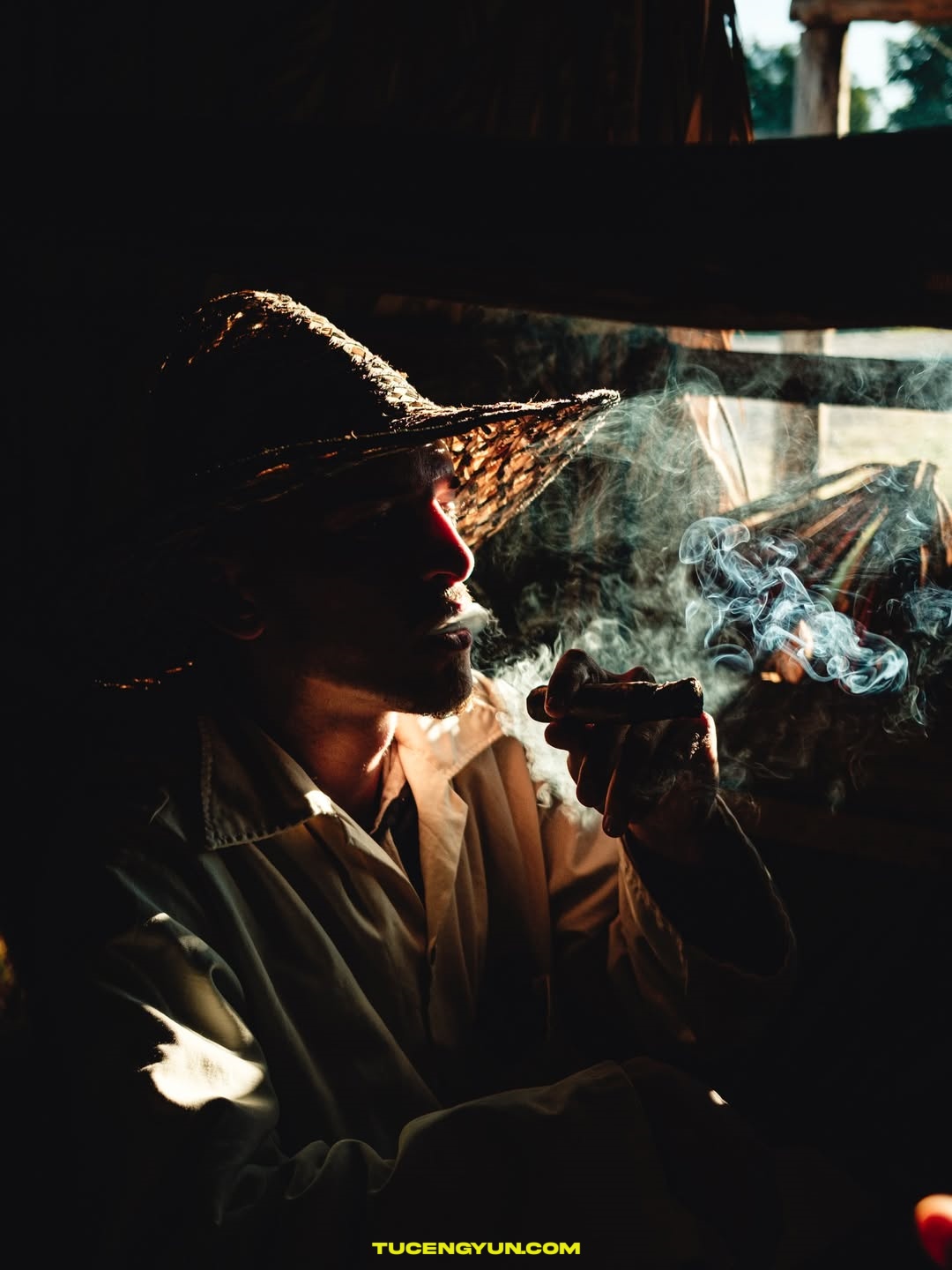 热烈古巴风情街头人像摄影LR预设包+富士胶片模拟配方+中文字幕教程 Cuban Vibes – Street Photography Preset Pack + Fujifilm Recipes & Tutorial（14931）图层云