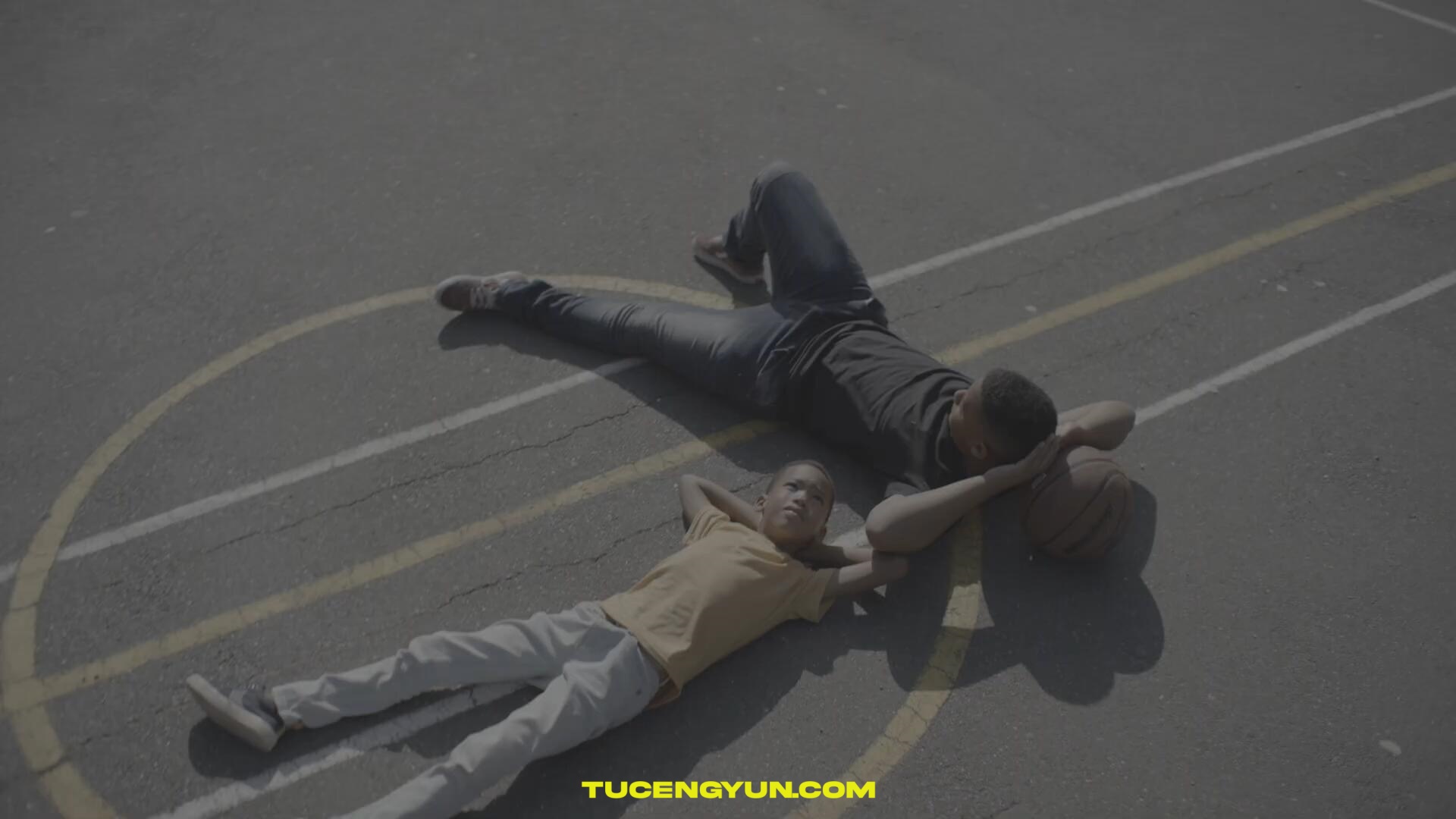 经典电影胶片模拟浓郁红、深邃蓝色彩分级达芬奇调色节点+LUT调色预设 GAMUT – Orion LUT+PowerGrade（14952）图层云