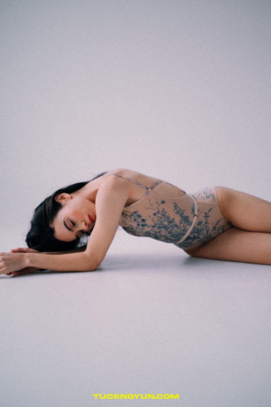 经典胶片电影氛围感私房人像、人文扫街摄影LR预设 ПРЕСЕТЫ. Inna Mendelson — Photographer（15004）图层云